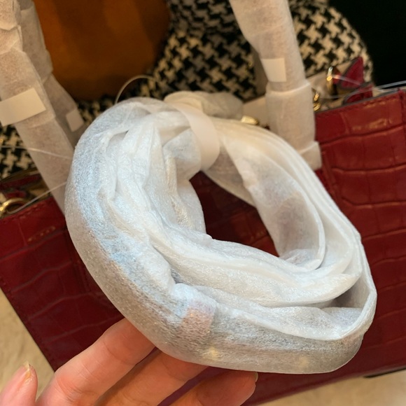 NWT MICHAEL KORS MERCER STUDIO EMBOSSED LEATHER CROSSOVER TOTE BAG - Picture 7 of 9